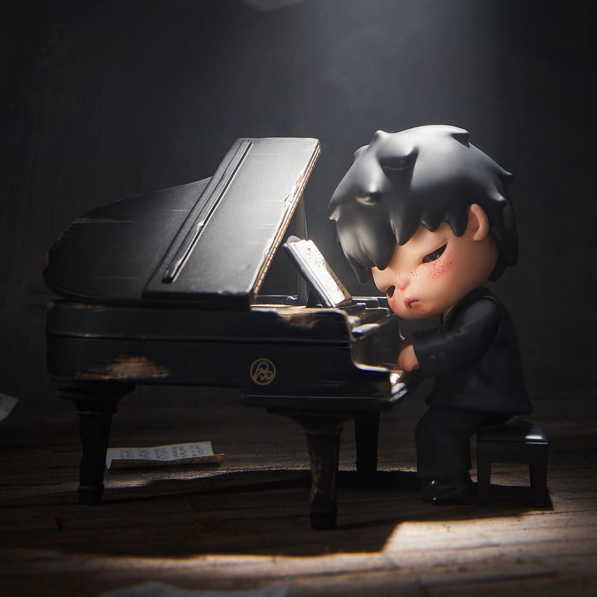 Hirono Pianist Collectible Figure