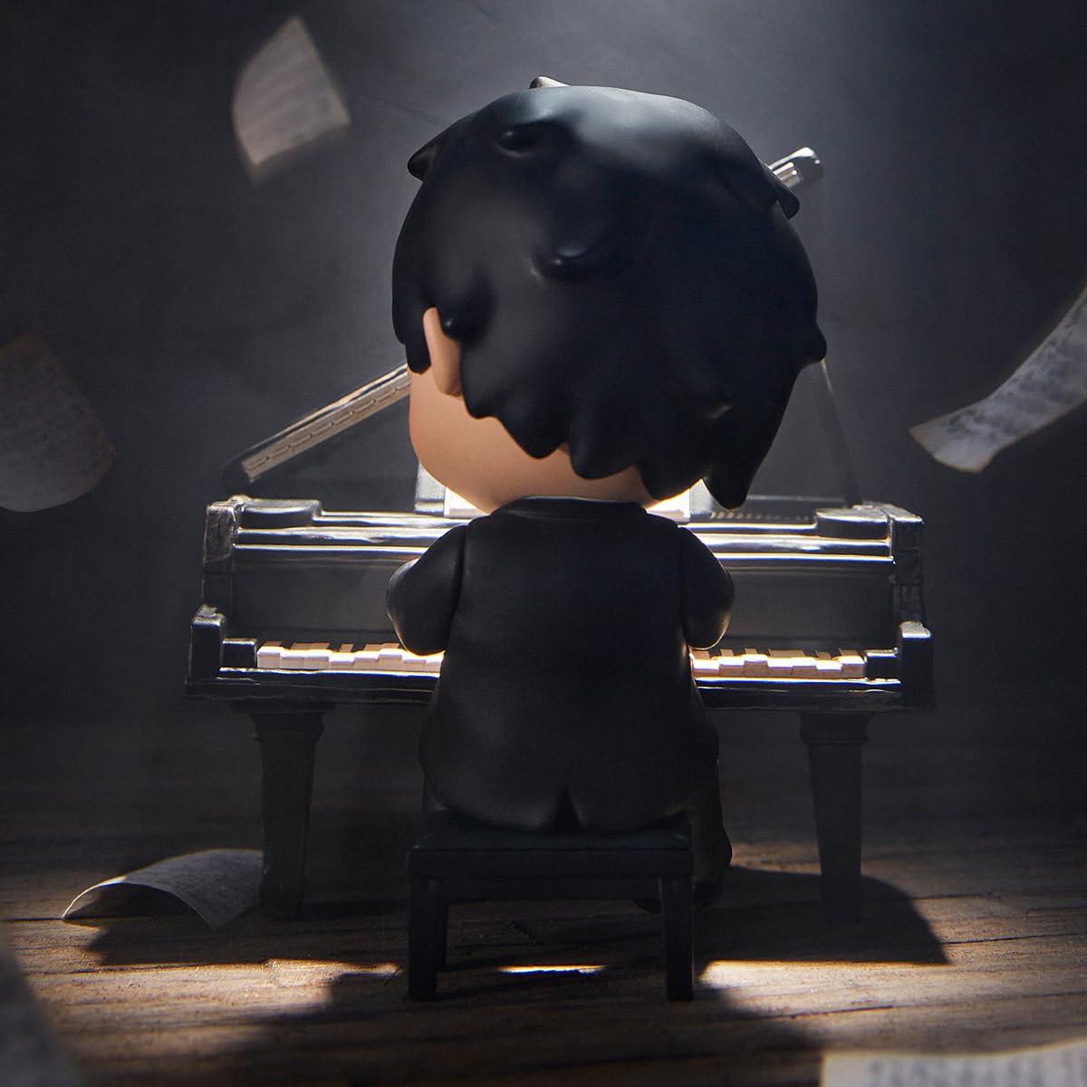 Hirono Pianist Collectible Figure
